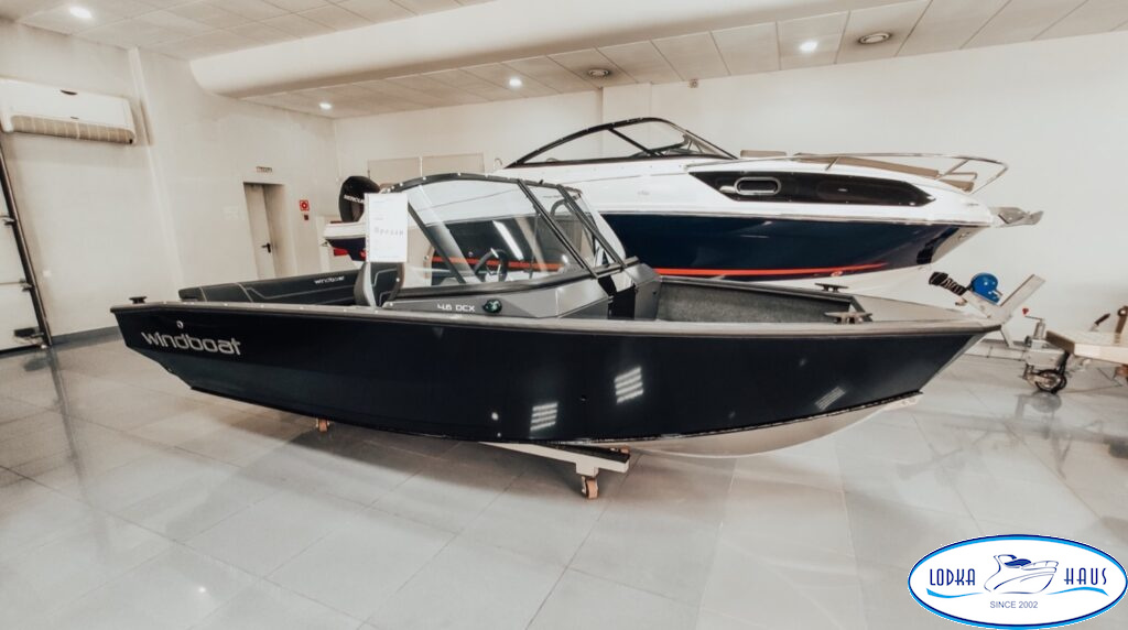 Windboat 4.6 DCX