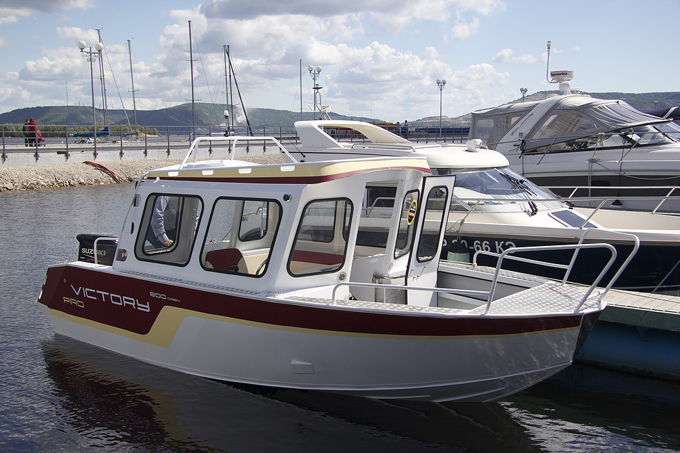 Victory 600 Cabin
