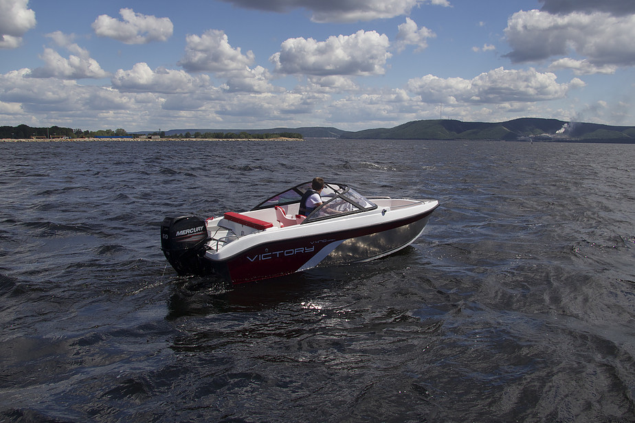 Victory 470